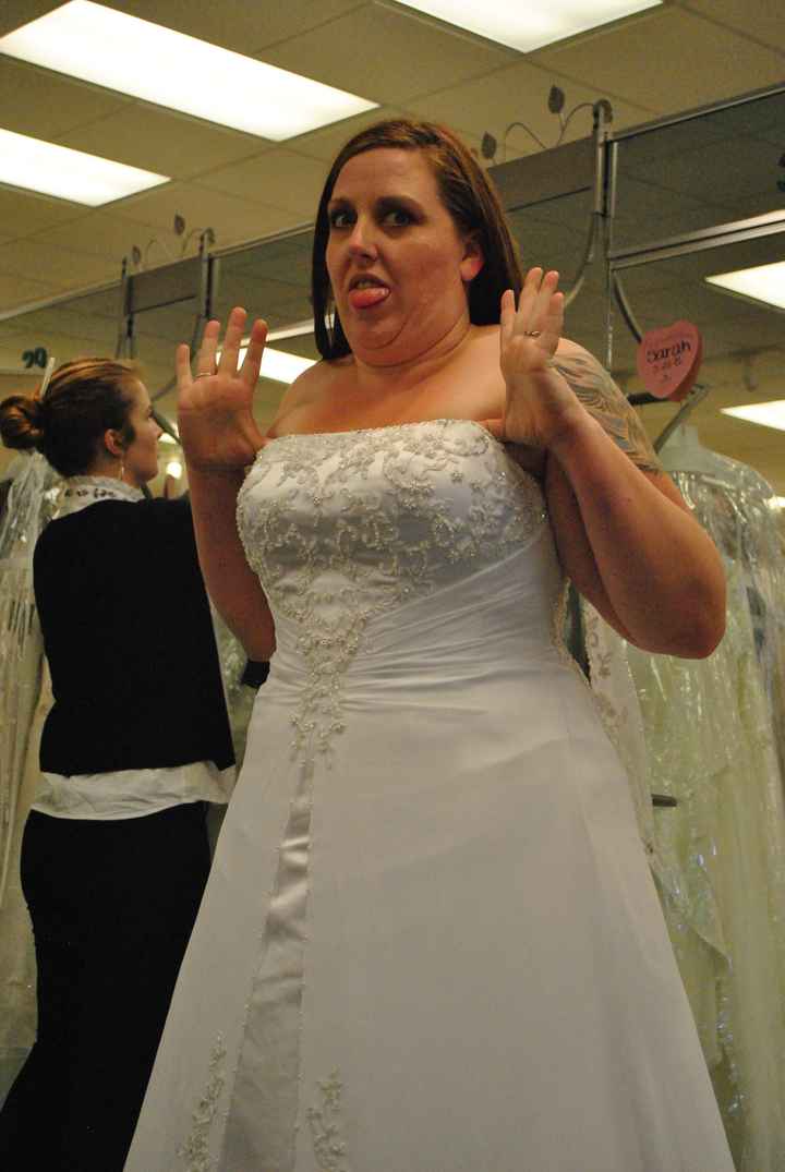 Featured image of post View 13 Strapless Wedding Dress Fails