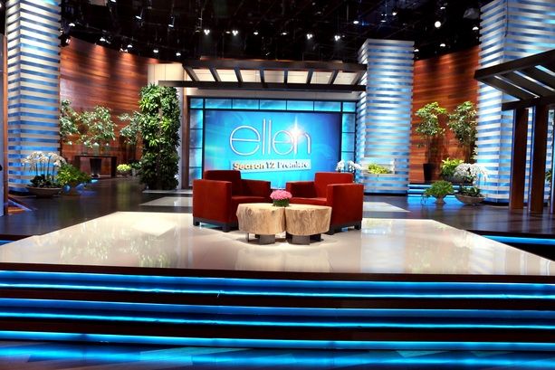 Featured image of post View 12 The Ellen Show Set Design